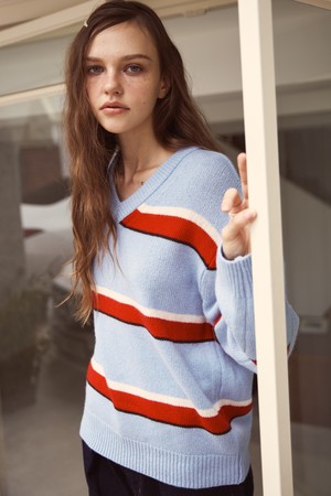 Jelly Wave V-Neck Blue