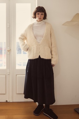 Volume Corduroy Skirt Black