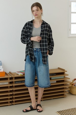 Bermuda denim pants