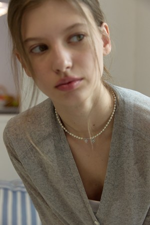 Pearl gemstone necklace Silver