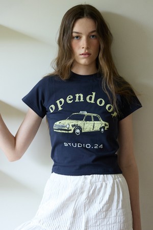 Opendoor car crop tee Navy