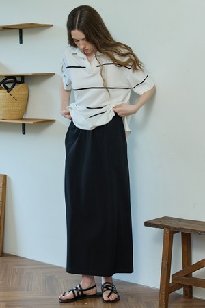 Stretchy straight long skirt Black