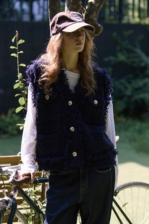 Frayed Boucle Vest Navy