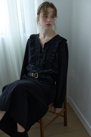 Vintage Ruffle Blouse Black