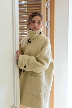 Fuzzy Alpaca Half Coat Butter