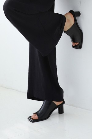 미니멀 레더 힐 뮬 LC203_7cm