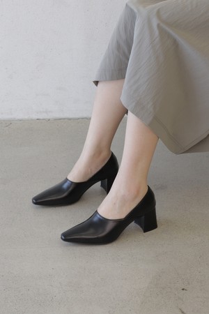 시그니처 레더 펌프스 LC503_6cm