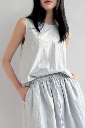 Poet Line TOP_White Gray