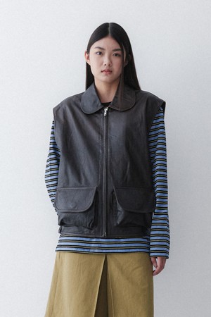 LEATHER VEST - BROWN