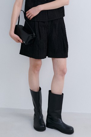 MIDI SHORTS - BLACK