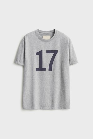 Short Sleeve 17 Graphic T-Shirt_Melange Gray