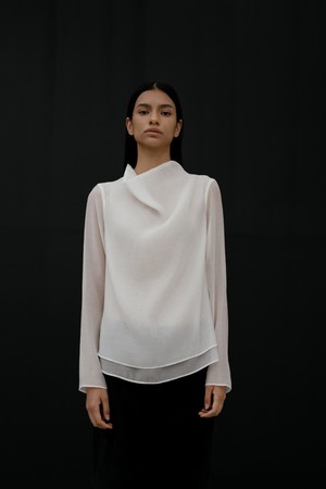 Leer cowl blouse (Ivory)