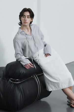 Nia v-neck ribbon blouse(Gray)