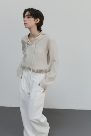 Nia v-neck ribbon blouse(Beige)