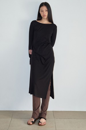 Side cut dress (Black)
