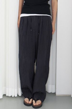 Flowing Wrinkle Pants (Black)