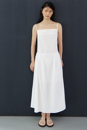 Pintuck Flare Dress (Ivory)