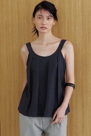 Arch Pintuck Blouse (Black)