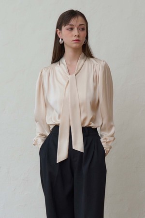 Reversible shiny tie blouse (4Color)