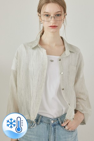 [냉감]핀 스트라이프 스트링 블라우스
