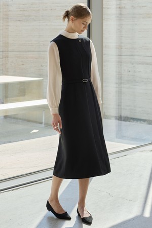 A-line Sleeveless Dress_Black