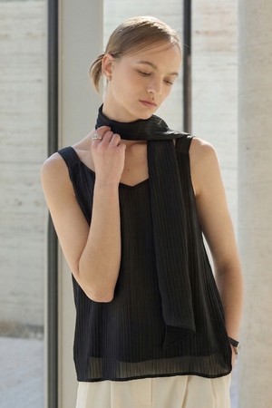 Scarf Set Two-Way Blouse_Black