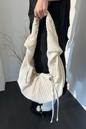LUVITS BAG LARGE IVORY 러비츠백 라지 아이보리