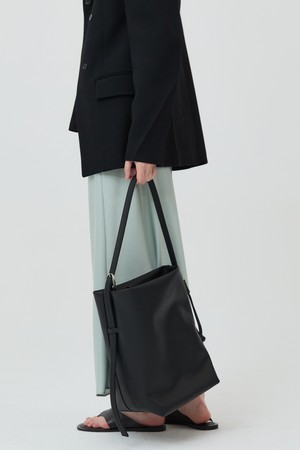 BUTLER BAG COW LEATHER BLACK 버틀러백 소가죽 블랙