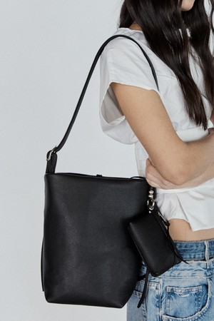 BUTLER BAG SMALL COW LEATHER BLACK 버틀러백 스몰 소가죽 블랙