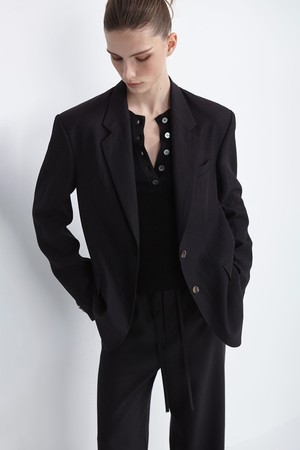 VISCOSE OVERSIZED SINGLE BREASTED JACKET (BLACK)