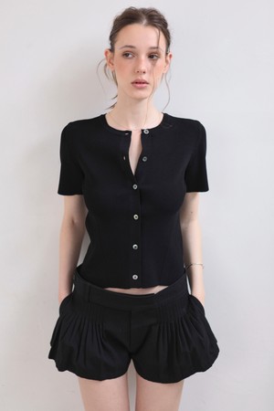 PLEATED GURKHA LOW WAIST SHORTS (BLACK)