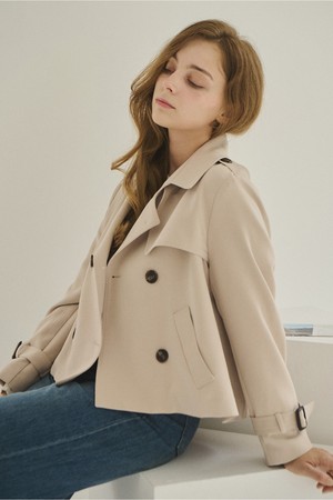 Short classic trench jacket