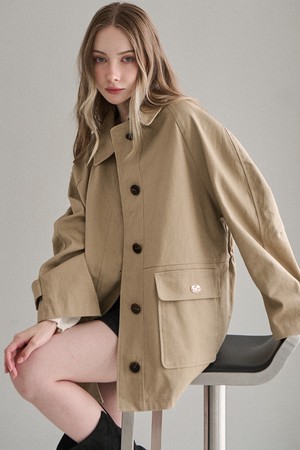 Metal emblem half trench coat_2 Colors