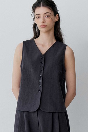 V-NECK BUTTON SLEEVELESS VEST (CH)