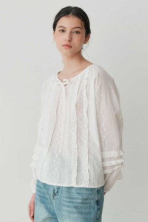 FRILL SHIRRING BLOUSE (WH)