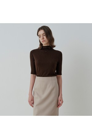 CLAIRE BUTTON HALF-NECK T-SHIRT (BR)