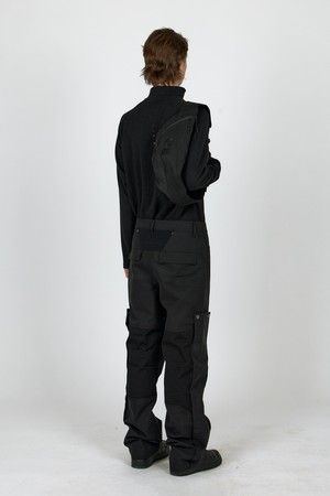 MPa UTILITY SHOULDER BAG (BLACK)