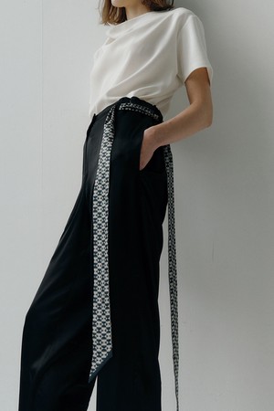 SILK BANDING WAIST REGULAR PANTS[BLACK]