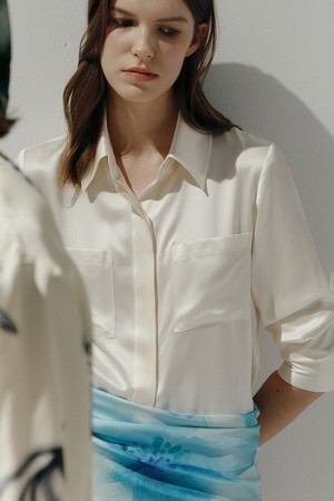 SILK LONGSLEEVE SOLID BLOUSE [IVORY]