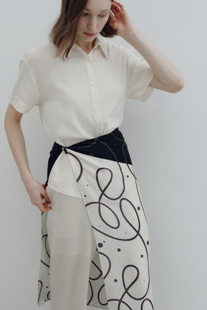 SILK SHORT SLEEVE SOLID BLOUSE [IVORY]