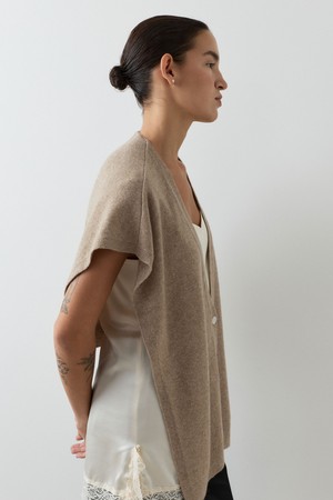 CASHMERE VEST CARDIGAN [OLIVE]