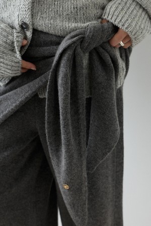 CASHMERE WOOL KNIT CAPE [GRAY]