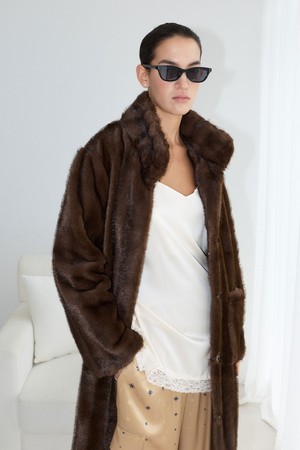 [Pre-order] ECO MINK FUR LONG COAT [BROWN]