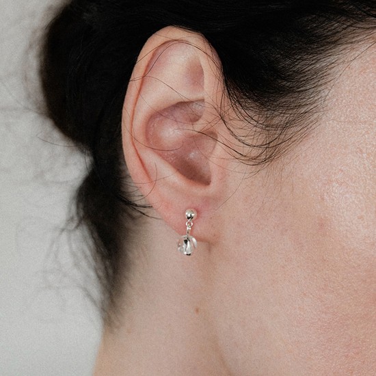 oblique clear mini earring