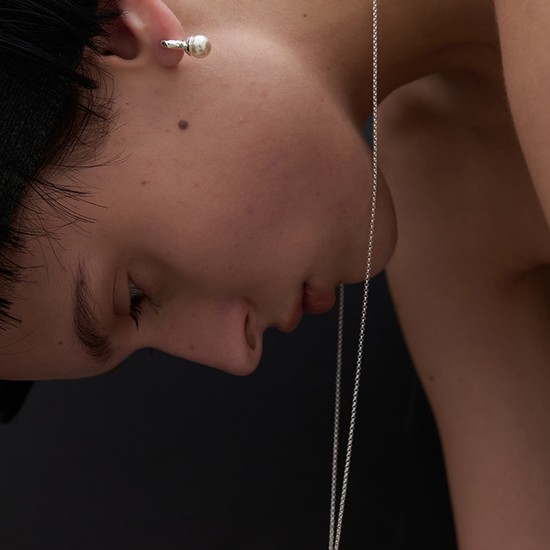 cap pearl necklace - silver