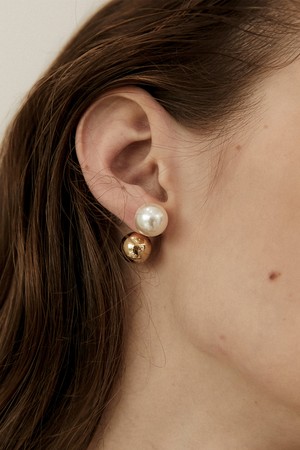 one ball earring - gold