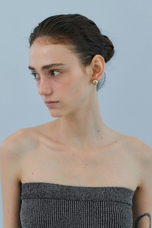 MM symbol logo earring