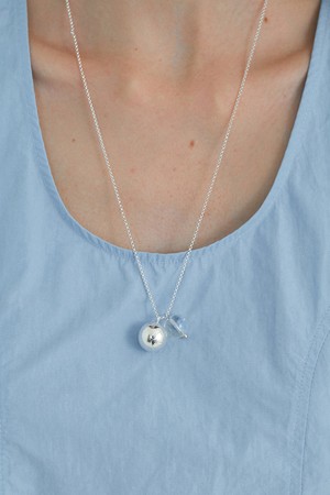 sheer ball necklace