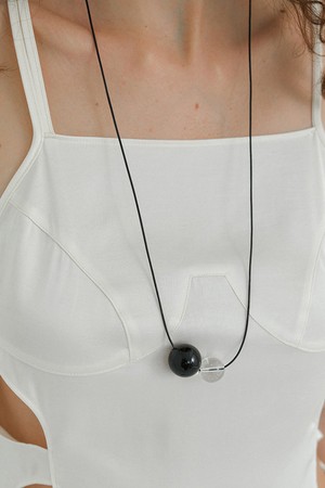 onyx sheer string necklace