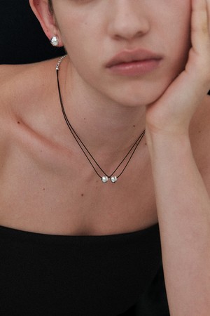 two line black necklace